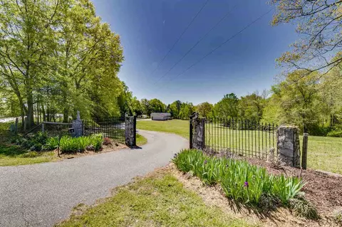 230 Ware Rd, Chesnee, SC 29323 photo 2