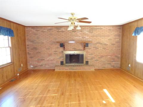 102 Walnut Dr, Lyman, SC 29365 photo 3