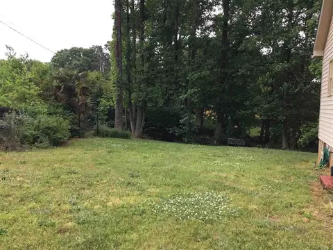 110 Saint Charles Ct, Moore, SC 29369 photo 18