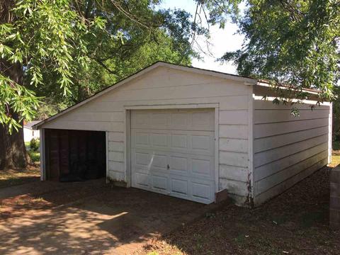 207 River Dr, Gaffney, SC 29340 photo 4