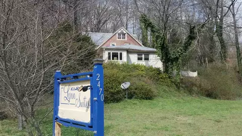 2470 Lynn Rd, Tryon, NC 28782 photo 9