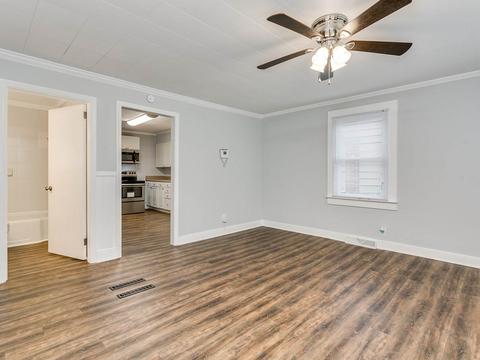 226 E Arlington Ave, Greer, SC 29651 photo 7