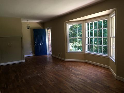 128 Pineview Dr, Inman, SC 29349 photo 3