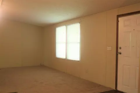 265 S Hills Dr, Wellford, SC 29385 photo 3