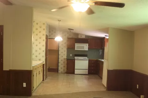 265 S Hills Dr, Wellford, SC 29385 photo 12