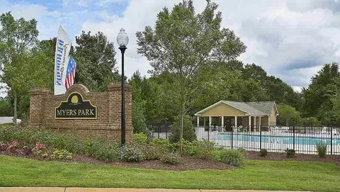 613 Sunshadow Rd, Duncan, SC 29334 photo 2