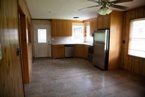 404 Kendrick St, Greer, SC 29651 photo 7