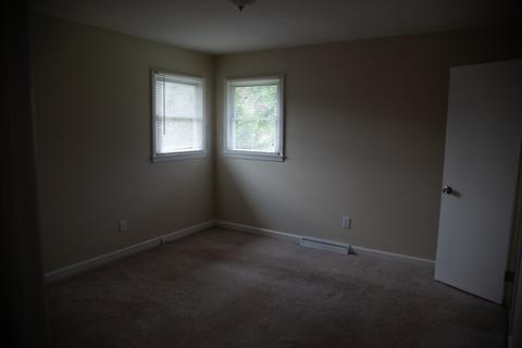404 Kendrick St, Greer, SC 29651 photo 12