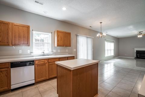 725 Bent Hollow Ct, Moore, SC 29369 photo 9