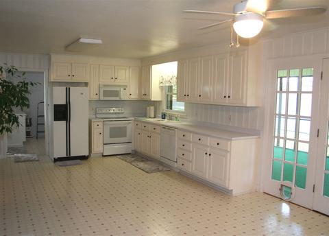 916 E Main St, Duncan, SC 29334 photo 6