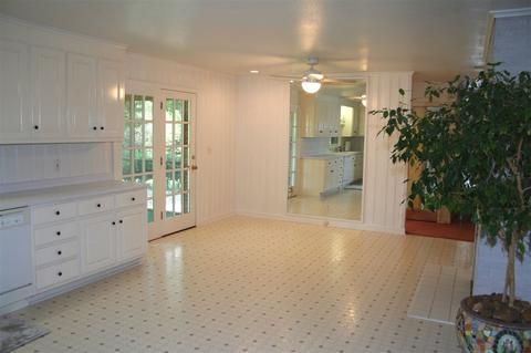 916 E Main St, Duncan, SC 29334 photo 4