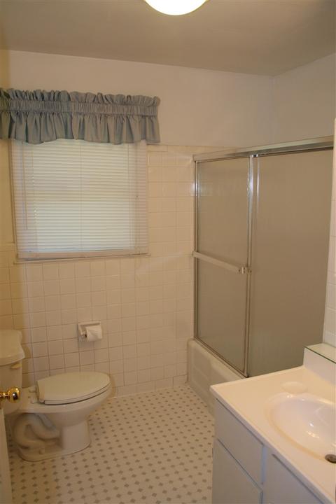 916 E Main St, Duncan, SC 29334 photo 12
