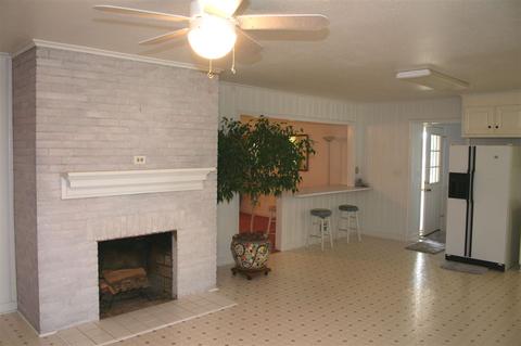916 E Main St, Duncan, SC 29334 photo 7