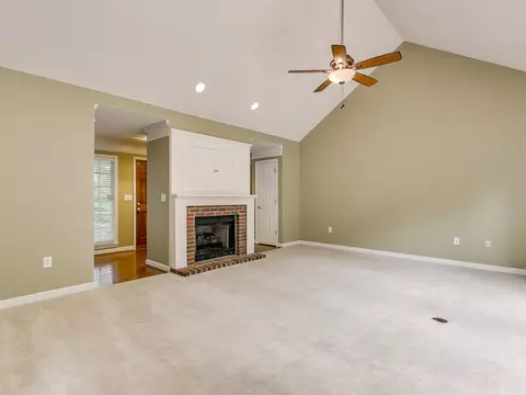 420 Grayson Dr, Moore, SC 29369 photo 8