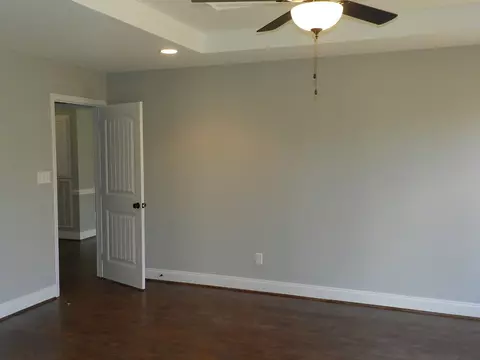 122 E Phillips Ave, Gaffney, SC 29341 photo 11