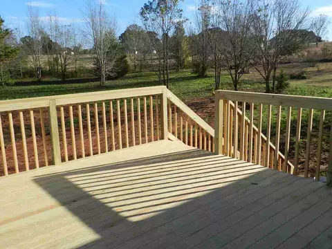 122 E Phillips Ave, Gaffney, SC 29341 photo 17