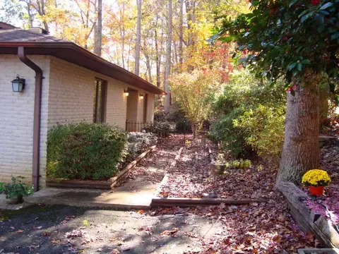 164 Winners Cir, Tryon, NC 28782 photo 2