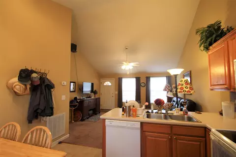 117 Harvey Rd, Greer, SC 29651 photo 6