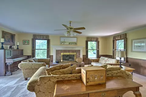 730 E Suber Rd, Greer, SC 29650 photo 7