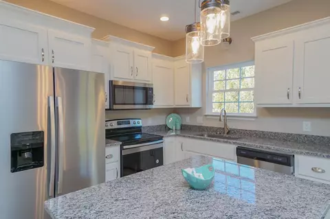 828 Chartwell Dr, Greer, SC 29650 photo 10