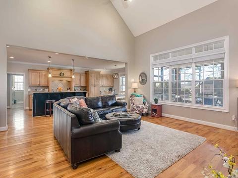 708 E Long Bay Dr, Inman, SC 29349 photo 8