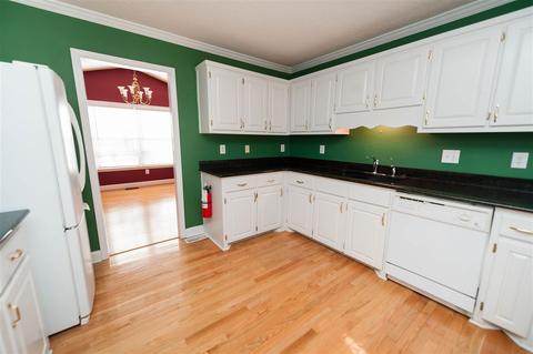 2415 Hanging Rock Rd, Inman, SC 29349 photo 11