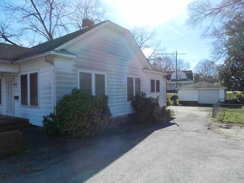 1210 E Frederick St, Gaffney, SC 29340 photo 3