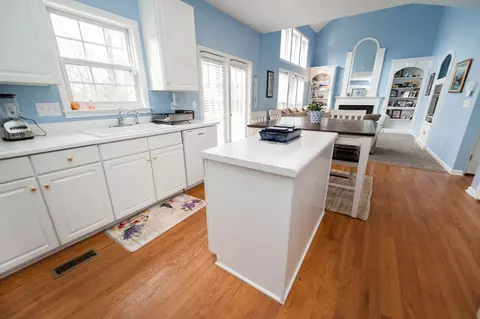 180 Timberleaf Dr, Duncan, SC 29334 photo 9