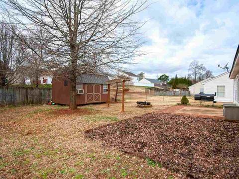 248 Spring, Duncan, SC 29334 photo 4