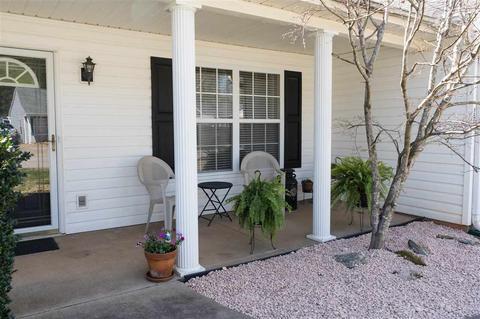 252 Spring St, Duncan, SC 29334 photo 2
