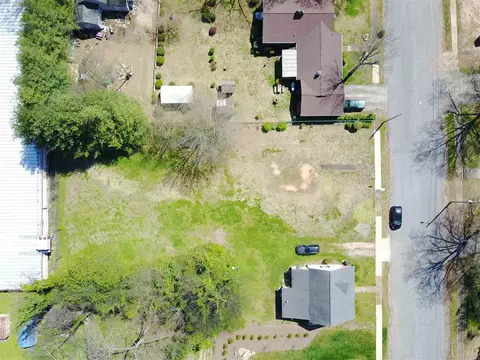 321 E Jefferies St, Gaffney, SC 29340 photo 3