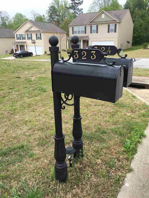 323 Brandon Oaks Dr, Moore, SC 29369 photo 4