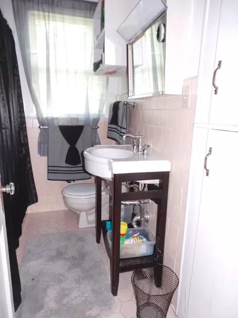 605 E Montgomery St, Gaffney, SC 29340 photo 15