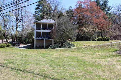 669 Harmon Field Rd, Tryon, NC 28782 photo 2