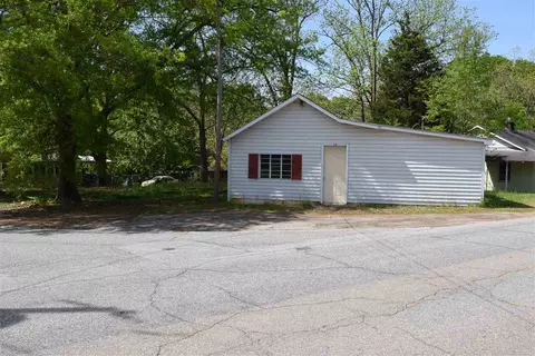 102 Mcdaniel Ave, Greer, SC 29651 photo 1