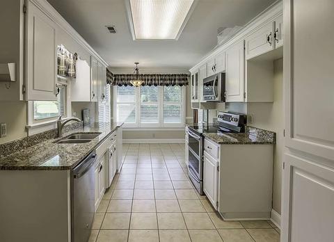 109 Saint Charles Ct, Moore, SC 29369 photo 6