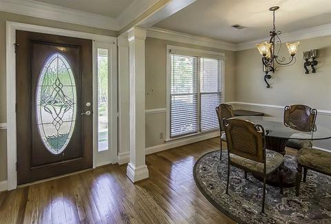 109 Saint Charles Ct, Moore, SC 29369 photo 5