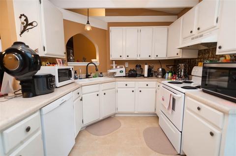 325 E Celestial Dr, Greer, SC 29651 photo 9