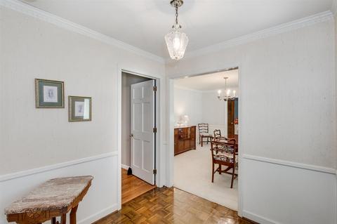 18 Rollingreen Rd, Greer, SC 29651 photo 5