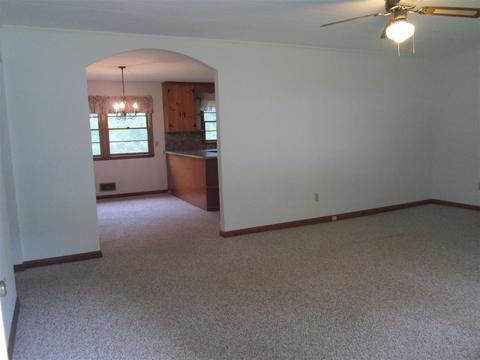 128 River Dr, Gaffney, SC 29340 photo 15