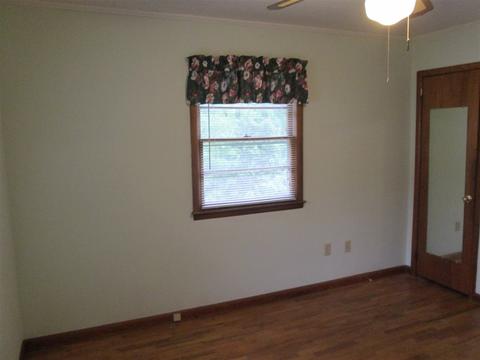 128 River Dr, Gaffney, SC 29340 photo 26