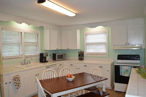 129 Anthony St, Gaffney, SC 29340 photo 6