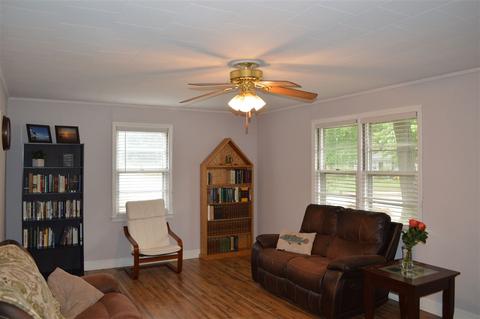 129 Anthony St, Gaffney, SC 29340 photo 8