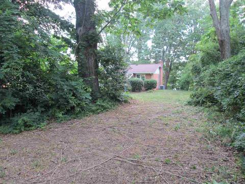 1402 E Frederick St, Gaffney, SC 29340 photo 9
