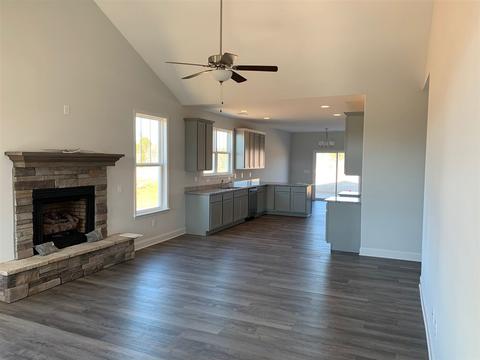 28 Tannery Dr, Greer, SC 29651 photo 8