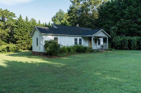 402 S Florida Ave, Chesnee, SC 29323 photo 1