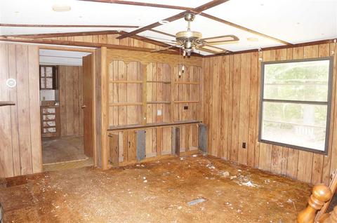 136 Burmaster St, Inman, SC 29349 photo 2