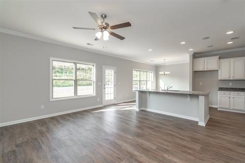 709 Stilmore Dr, Duncan, SC 29334 photo 3