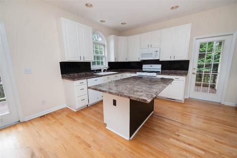 184 Timberleaf Dr, Duncan, SC 29334 photo 8