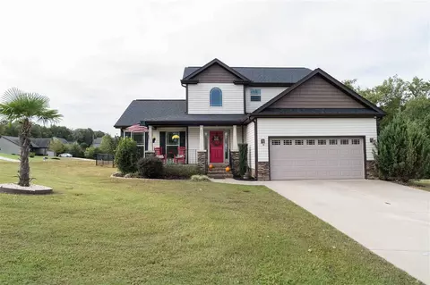 205 Glendower Ln, Chesnee, SC 29323 photo 1